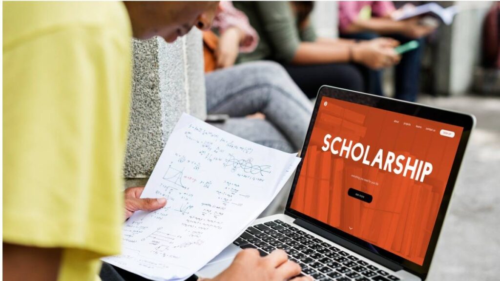 College Student Scholarship in India